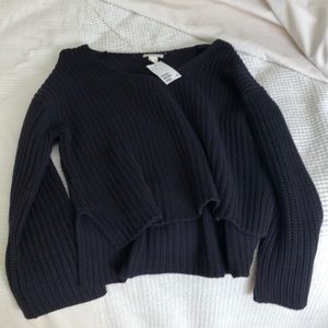 H and m sweater